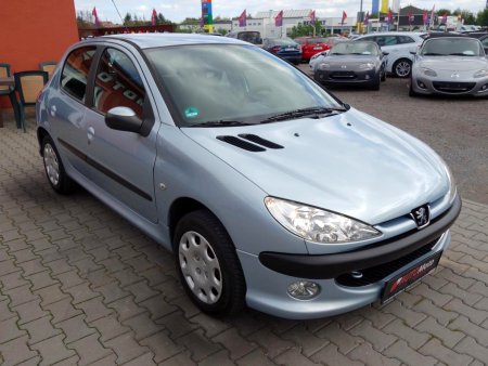 Peugeot 206, 2007 - pohled č. 3