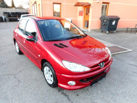 Peugeot 206, 2007 - pohled č. 2