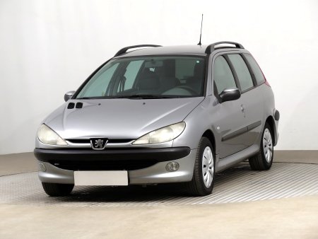 Peugeot 206, 2003 - pohled č. 3