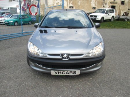 Peugeot 206, 2005 - pohled č. 3