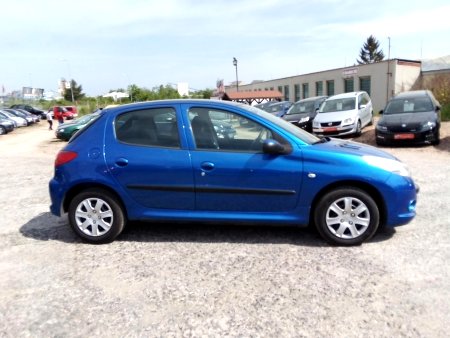 Peugeot 206, 2010 - pohled č. 3