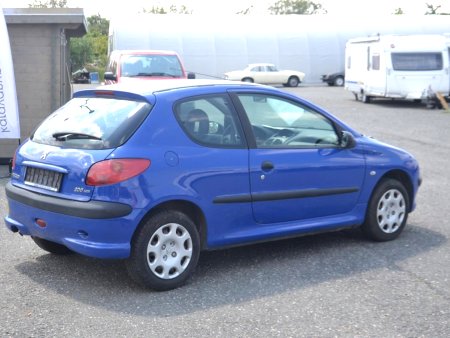 Peugeot 206, 2006 - pohled č. 2