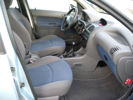 Peugeot 206, 2002 - pohled č. 13