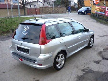 Peugeot 206, 2004 - pohled č. 6