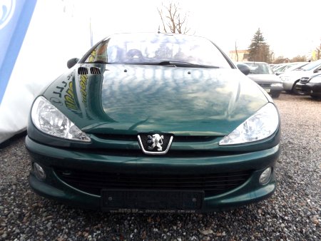 Peugeot 206, 2002 - pohled č. 3