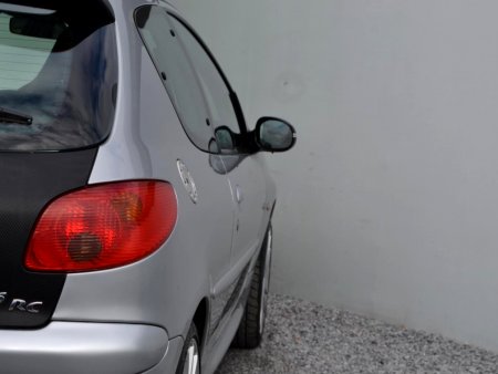 Peugeot 206, 2004 - pohled č. 11