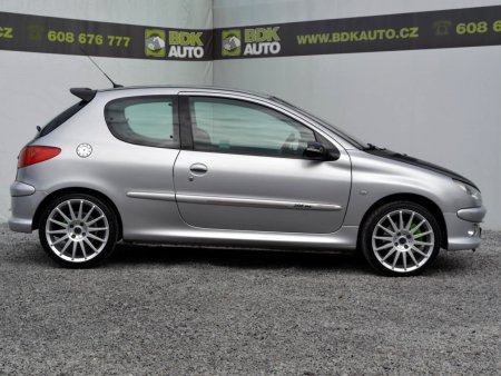 Peugeot 206, 2004 - pohled č. 8