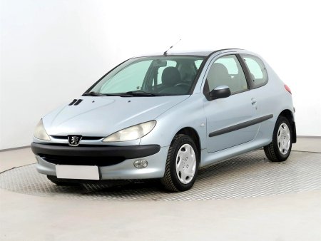 Peugeot 206, 2003 - pohled č. 3