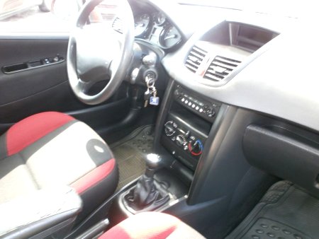 Peugeot 206, 2001 - pohled č. 5