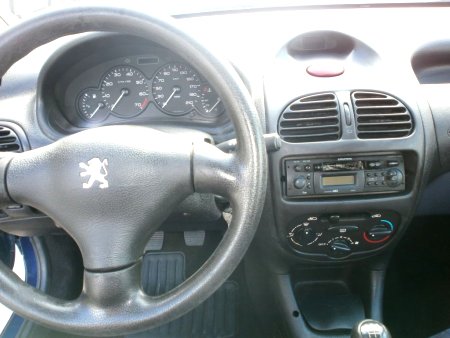Peugeot 206, 2001 - pohled č. 7