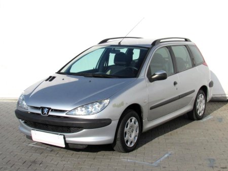 Peugeot 206, 2005 - pohled č. 3