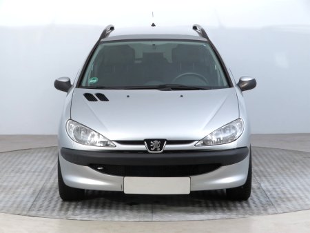 Peugeot 206, 2005 - pohled č. 2