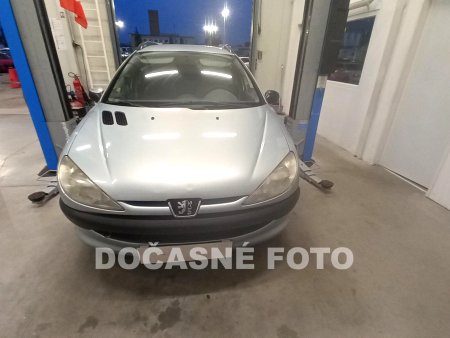 Peugeot 206, 2002 - pohled č. 2