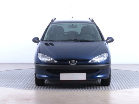 Peugeot 206, 2005 - pohled č. 2