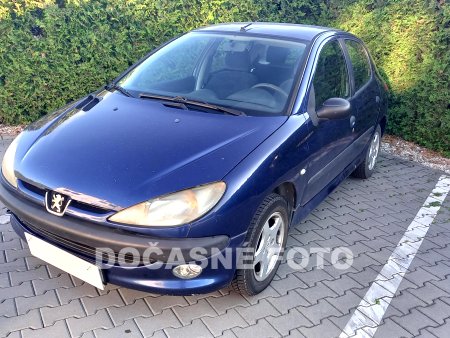 Peugeot 206, 2003 - pohled č. 3