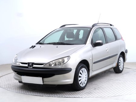 Peugeot 206, 2004 - pohled č. 3