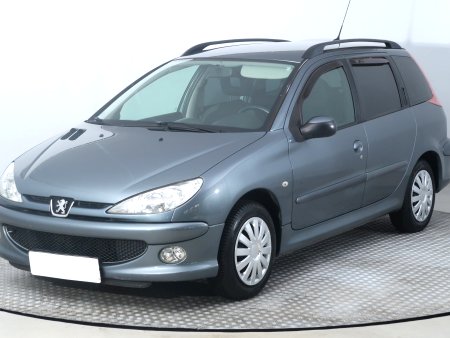 Peugeot 206, 2006 - pohled č. 3
