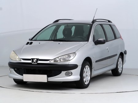 Peugeot 206, 2002 - pohled č. 3