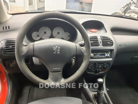 Peugeot 206, 2003 - pohled č. 3