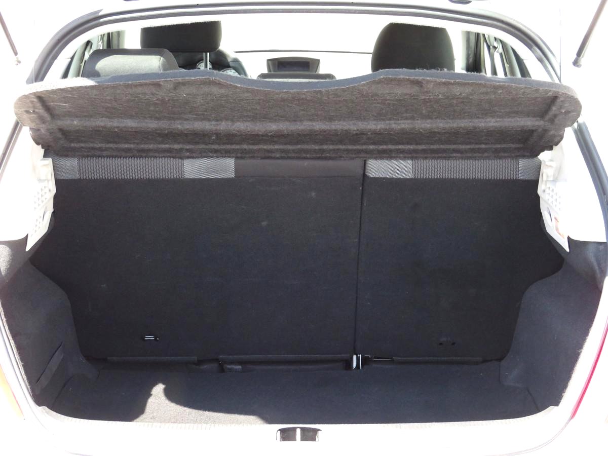 Peugeot 207, 2012 - pohled č. 10