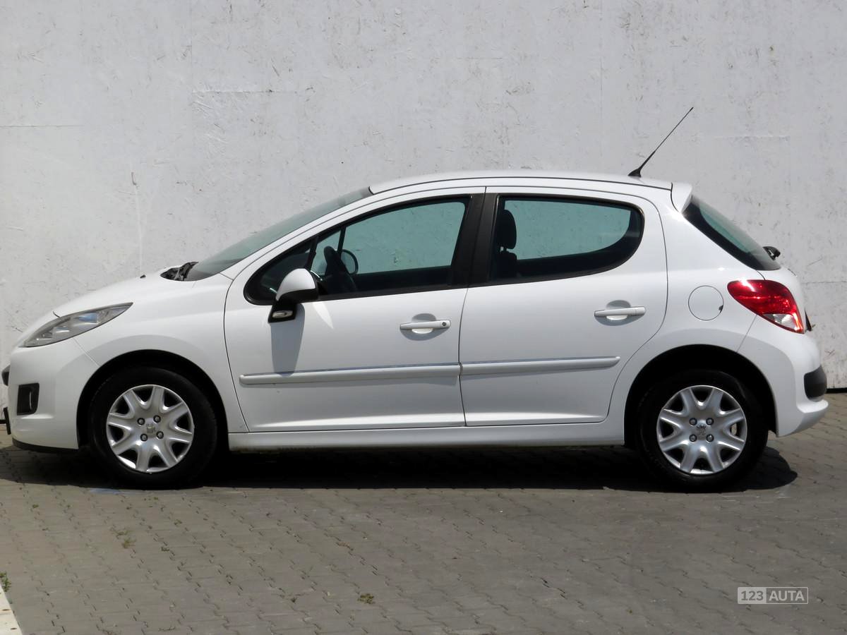 Peugeot 207, 2012 - pohled č. 8