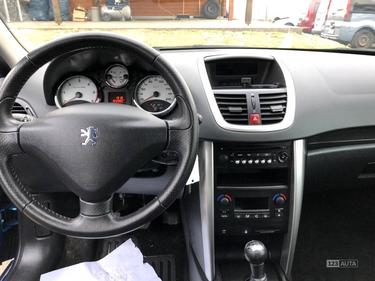 Peugeot 207, 2006 - pohled č. 10