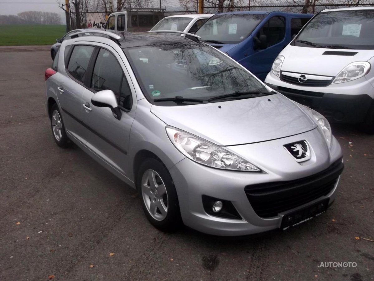 Peugeot 207, 2010 - celkový pohled