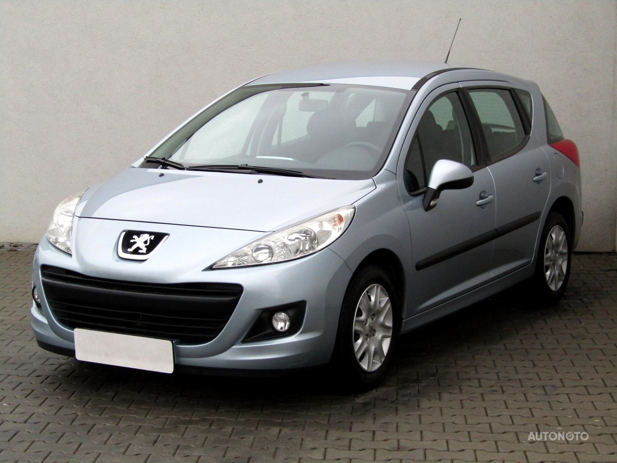 Peugeot 207, 2011 - pohled č. 3