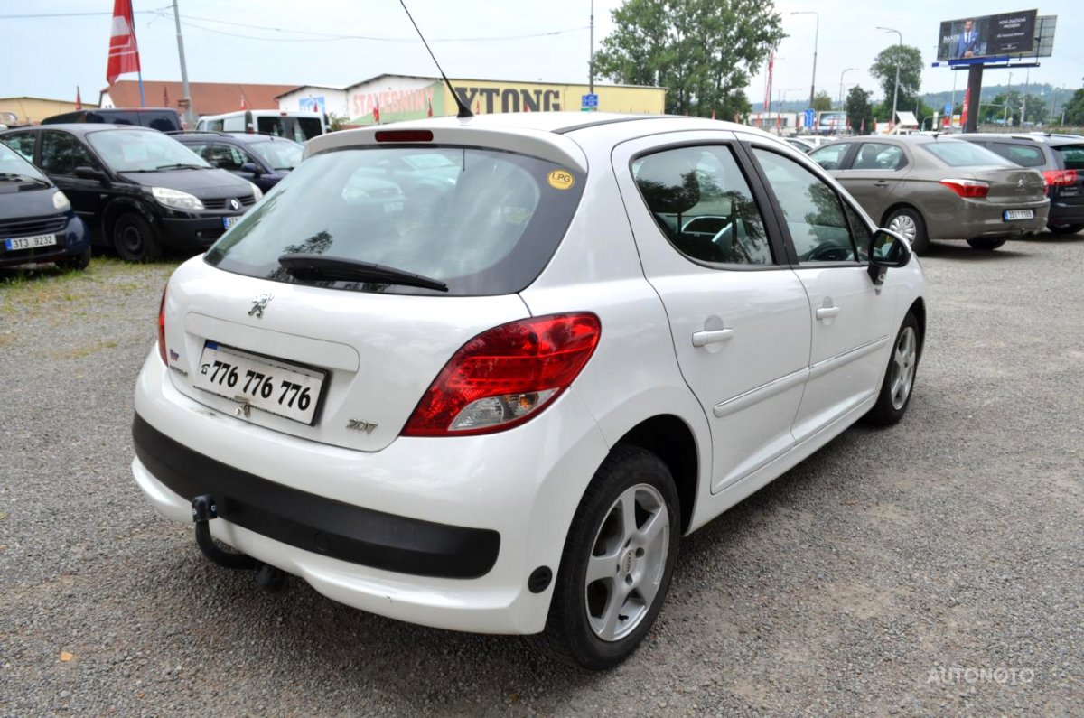 Peugeot 207, 2012 - pohled č. 3