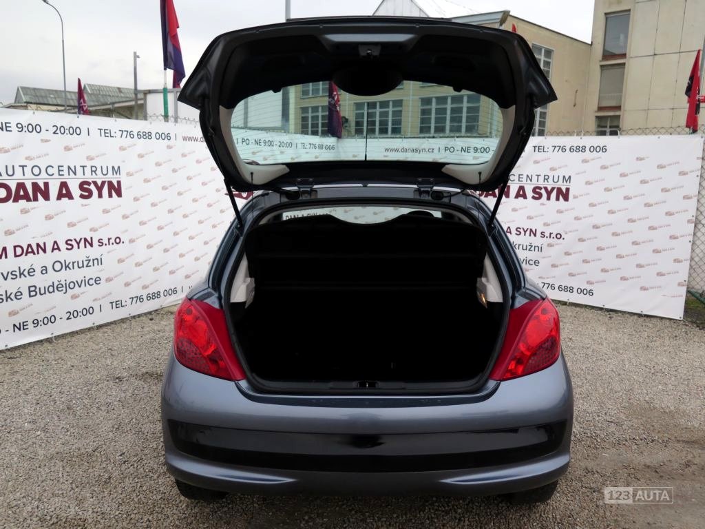 Peugeot 207, 2006 - pohled č. 13