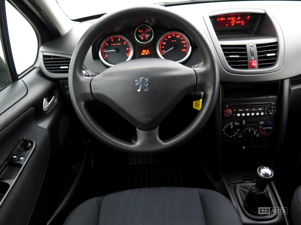 Peugeot 207, 2006 - pohled č. 17