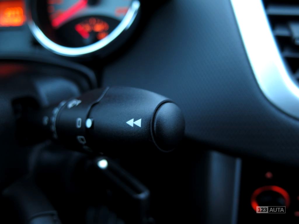 Peugeot 207, 2008 - pohled č. 22