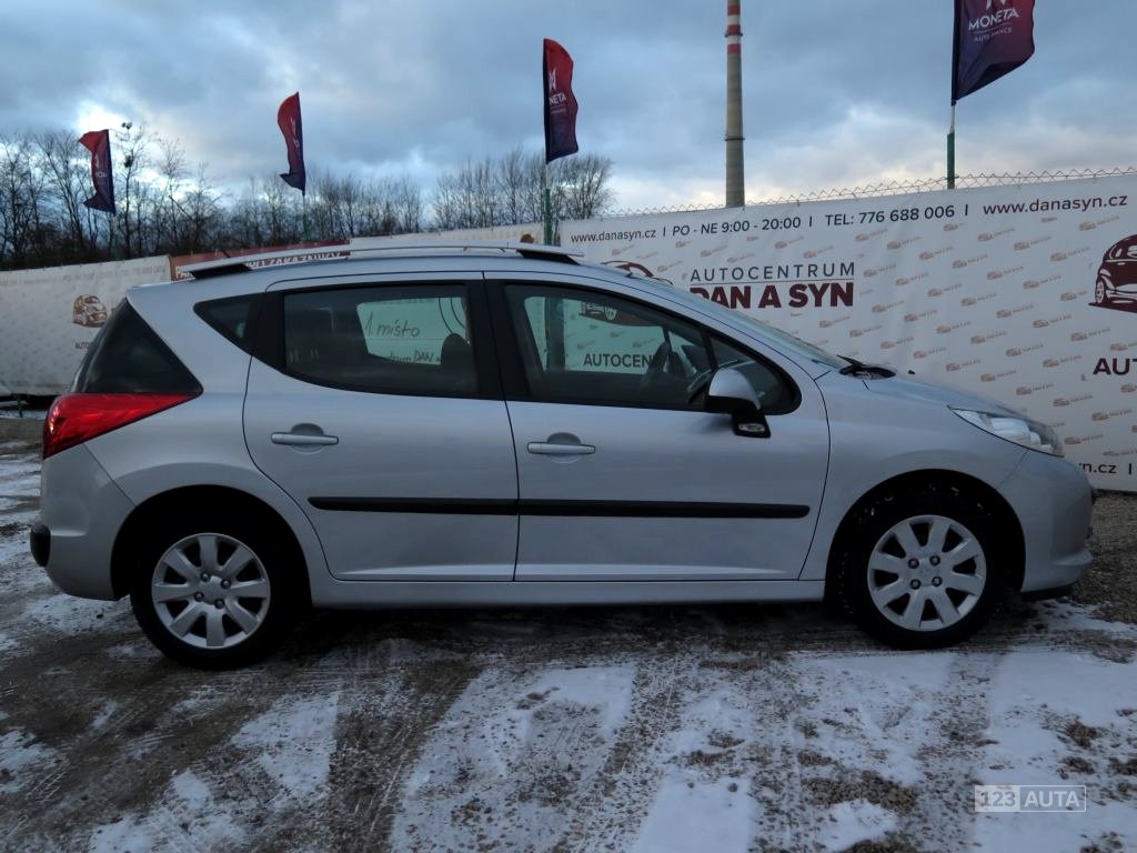 Peugeot 207, 2008 - pohled č. 6