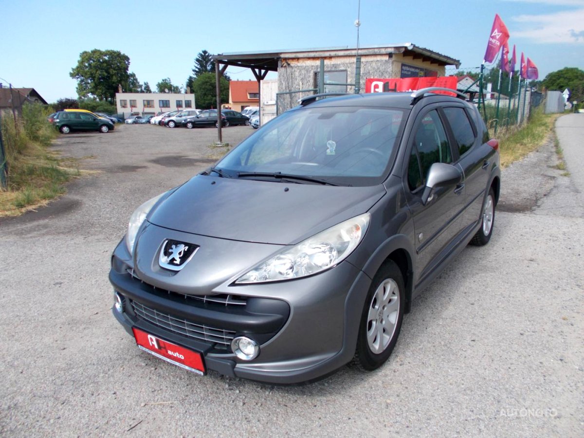 Peugeot 207, 2008 - celkový pohled