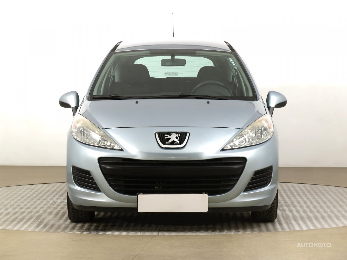 Peugeot 207, 2010 - pohled č. 2