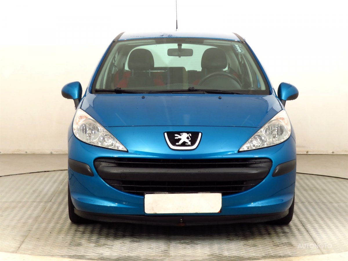 Peugeot 207, 2009 - pohled č. 2