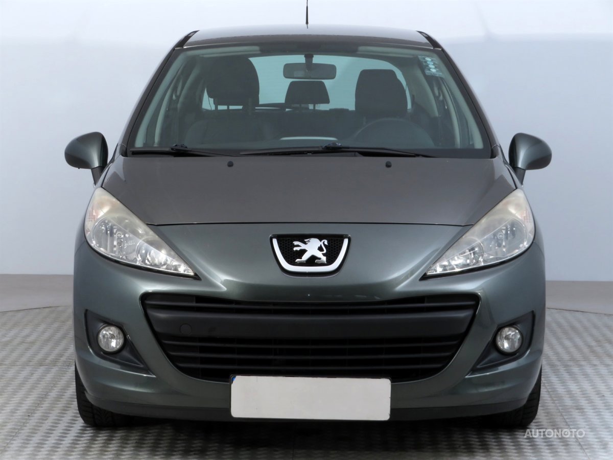 Peugeot 207, 2010 - pohled č. 2