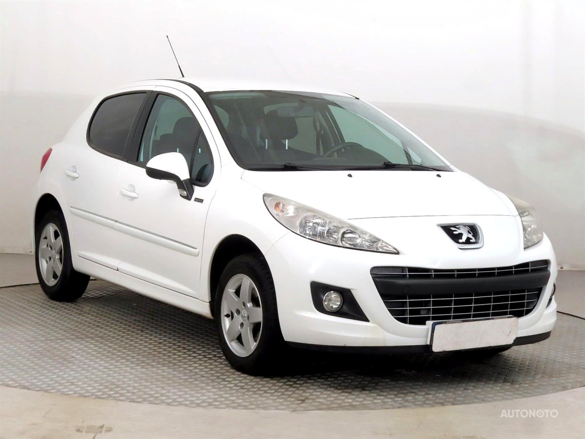 Peugeot 207, 2010 - celkový pohled