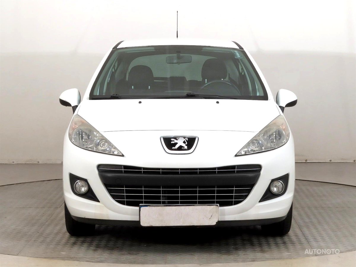 Peugeot 207, 2010 - pohled č. 2