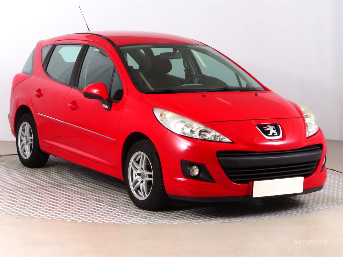 Peugeot 207, 2011 - celkový pohled