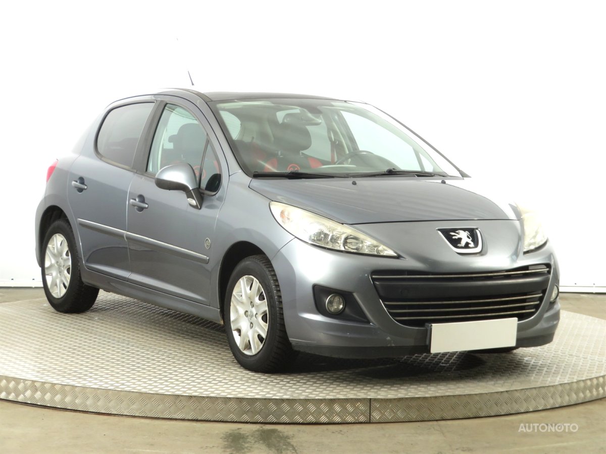 Peugeot 207, 2012 - celkový pohled