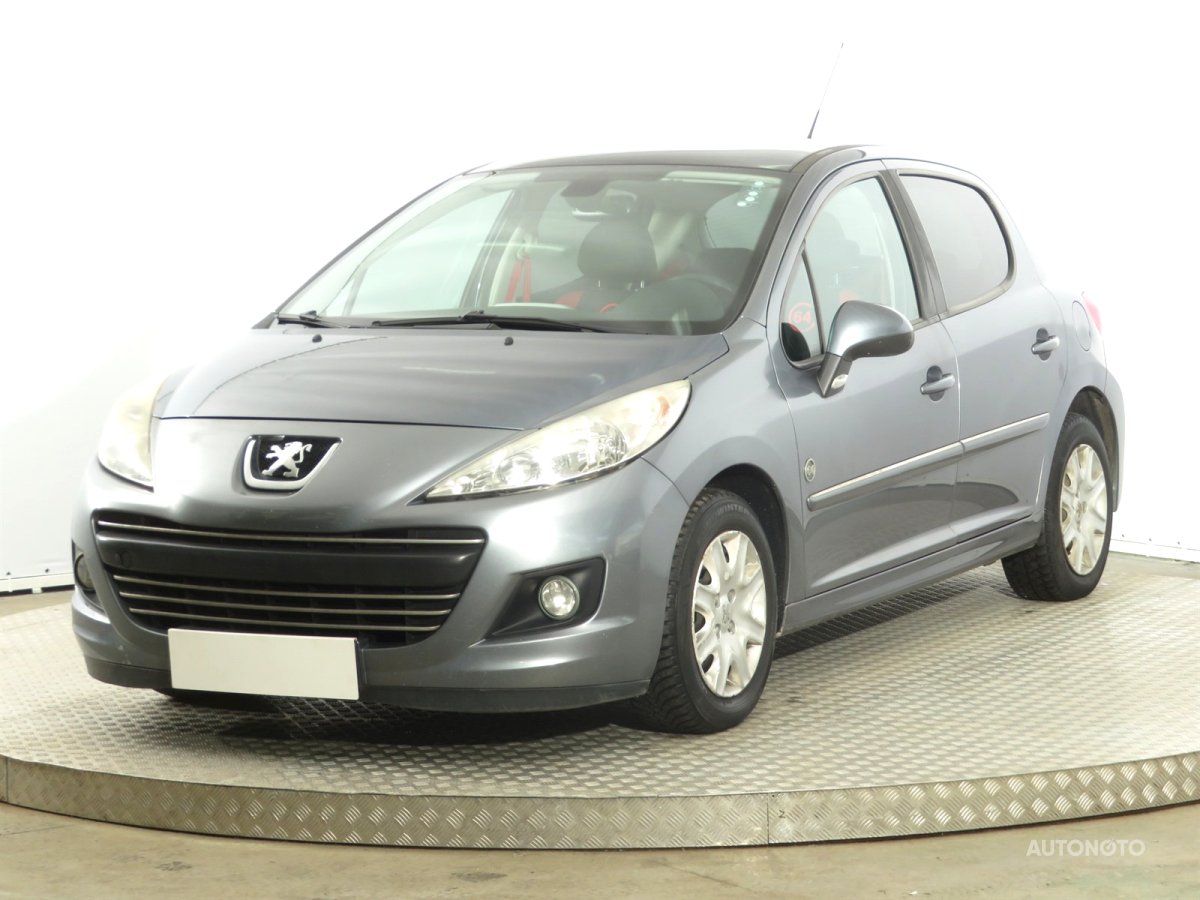 Peugeot 207, 2012 - pohled č. 3