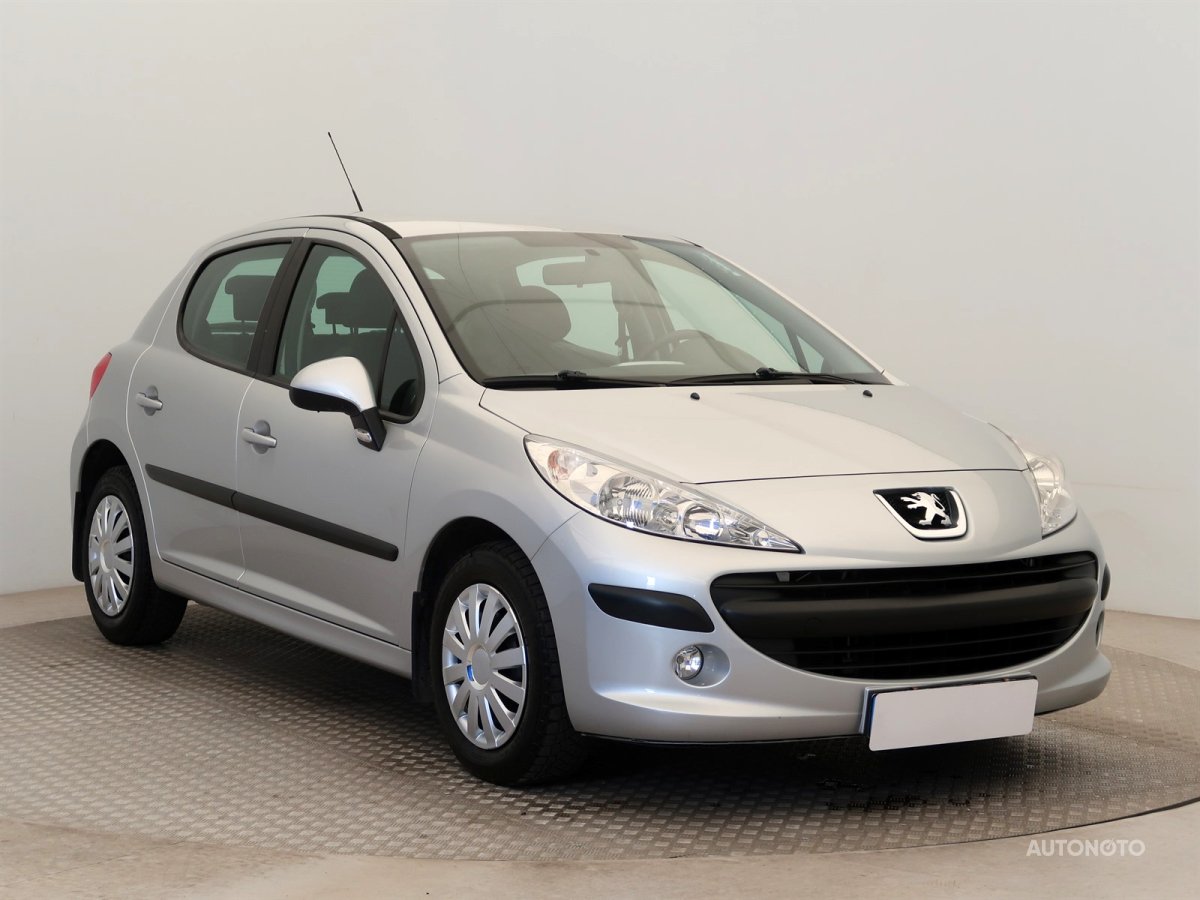 Peugeot 207, 2010 - celkový pohled