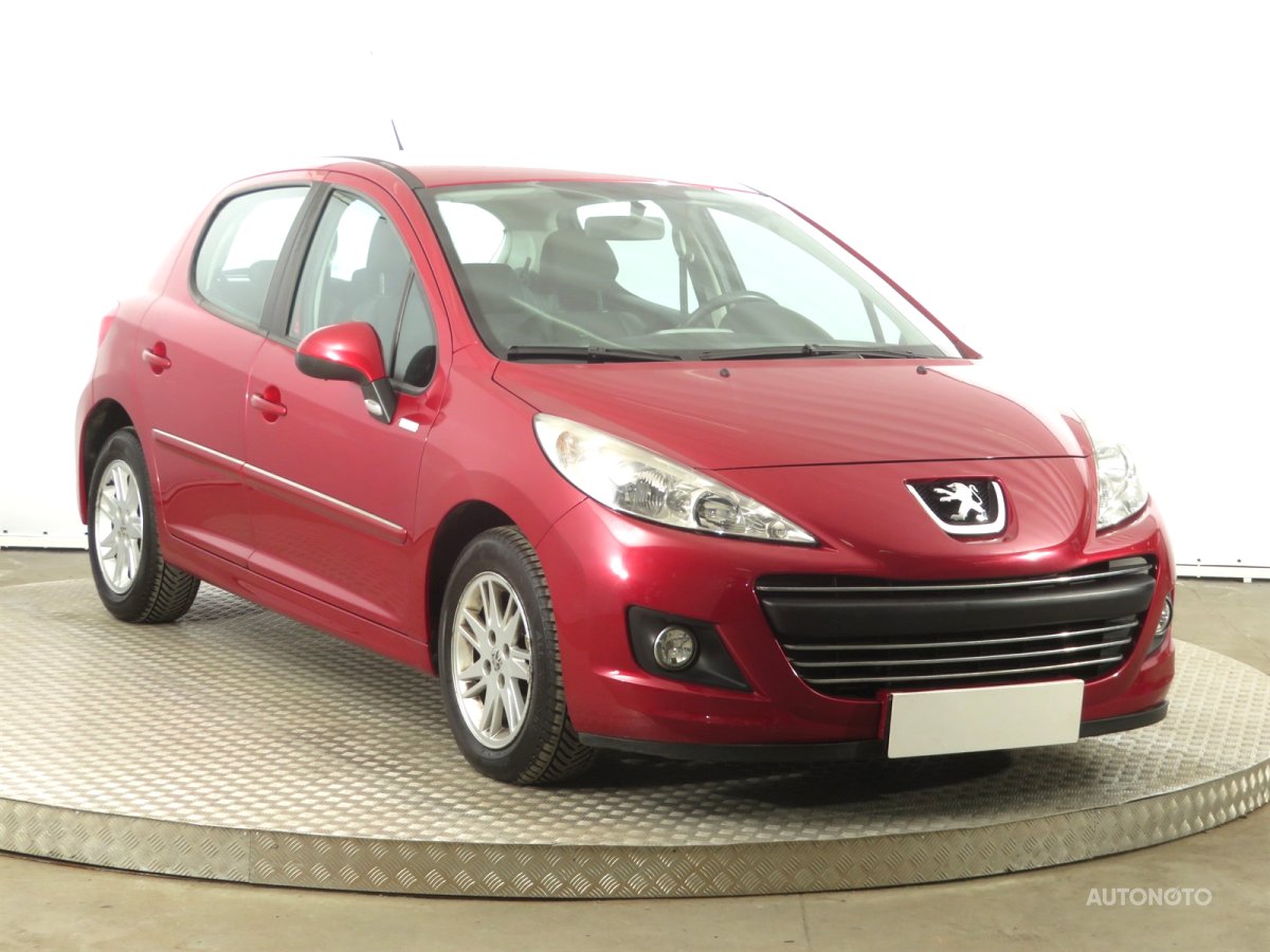 Peugeot 207, 2010 - celkový pohled