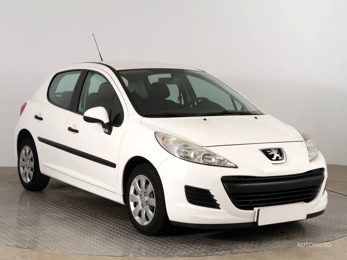 Peugeot 207, 2011 - celkový pohled