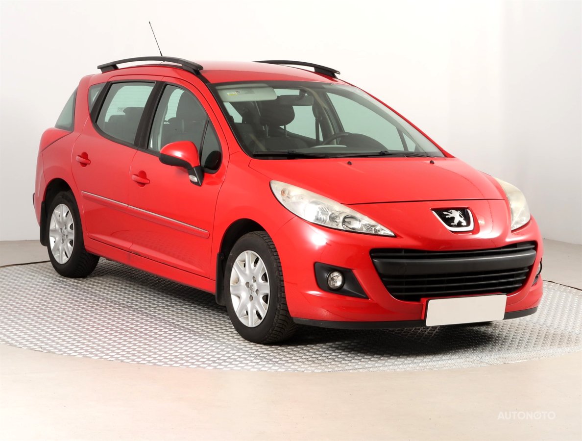 Peugeot 207, 2011 - celkový pohled