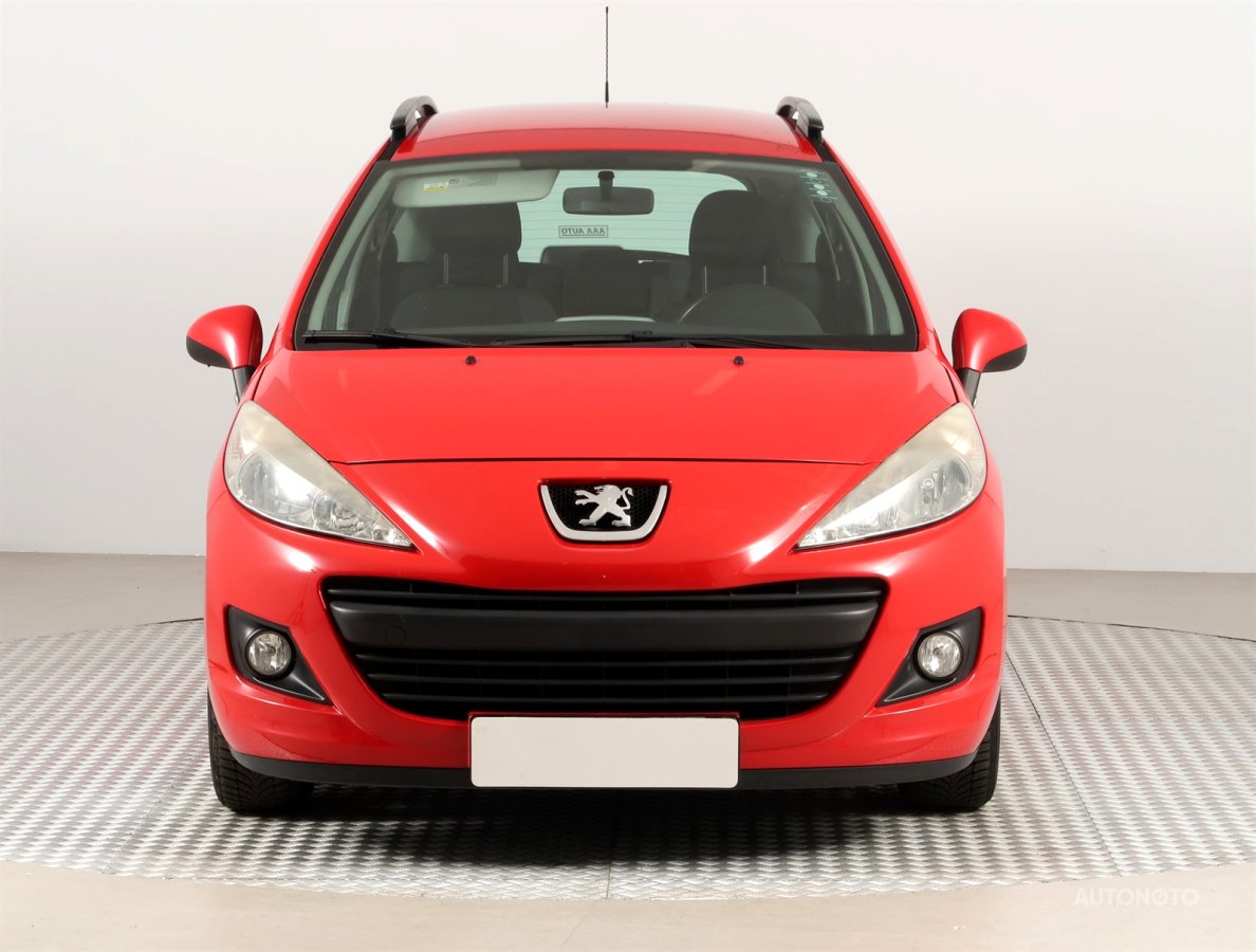 Peugeot 207, 2011 - pohled č. 2