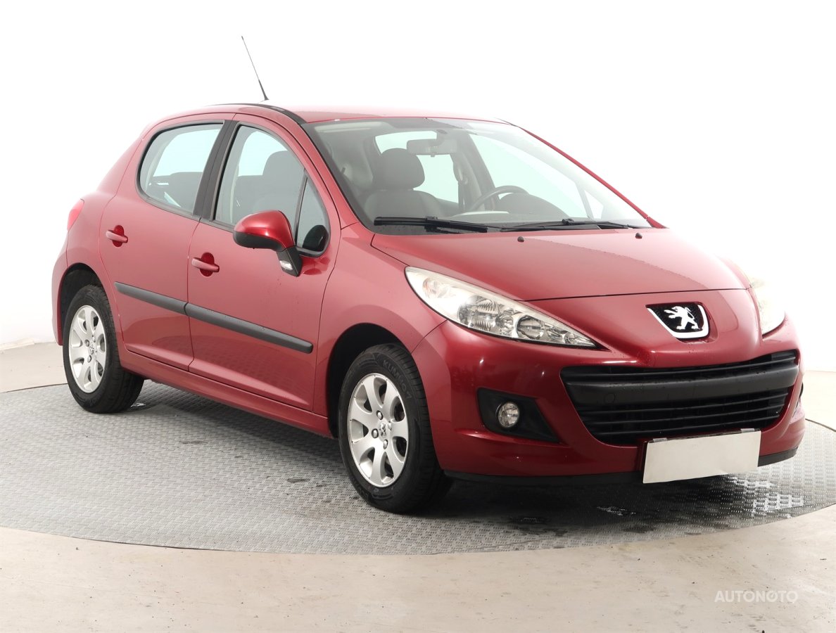 Peugeot 207, 2010 - celkový pohled
