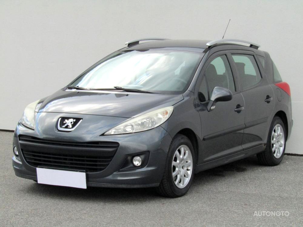 Peugeot 207, 2010 - pohled č. 3