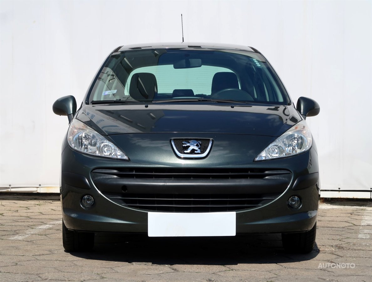 Peugeot 207, 2007 - pohled č. 2